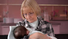 Eine Mama – 100 Babys