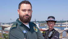 999: Emergency Call Out (S2 E8)