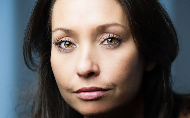 Lucinda Rhodes Thakrar