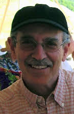 Matthew Robbins como Director