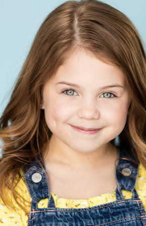 Pyper Braun as 