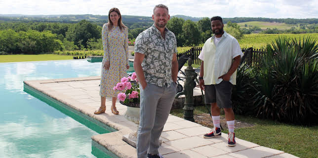 04:00: Holiday Homes in the Sun | TV 2 Livsstil | 11/13 2025