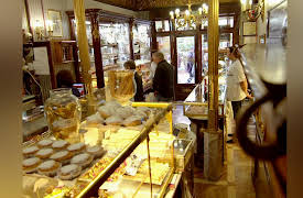 Paul Hollywood City Bakes, Season 1: Madrid