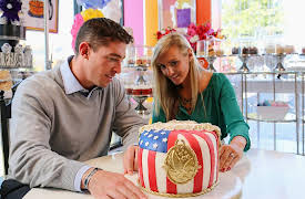 Cake Hunters, Season 1: Mint for Each Other