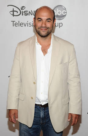 Ian Gomez as 
