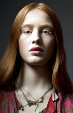 Bobbi Salvör Menuez as 