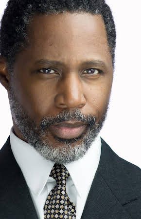 DeJean Brown as Charl