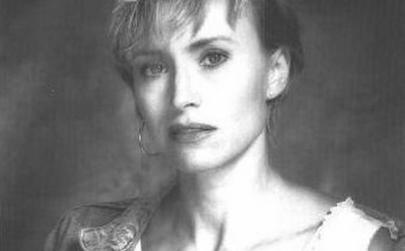 Darlanne Fluegel