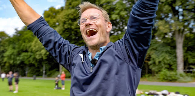 12:10: Gigantene: Britene er gærne | NRK 1 | 11/1 2025