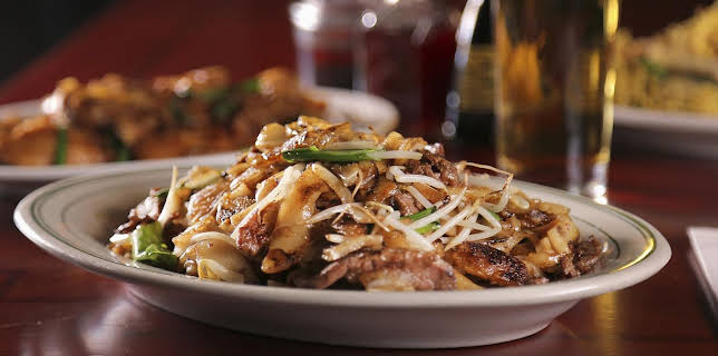 05:45: American Food Trip - mit Guy Fieri | ProSieben Maxx | 1/12 2026