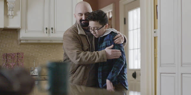 02:40: Der ondskapen bor (S6 E10) (S6) | FEM | 12/23 2025