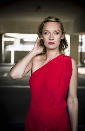 Barbara Sotelsek as 