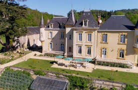 Escape to the Chateau DIY: Episode 9