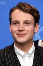 Leonard Scheicher som 