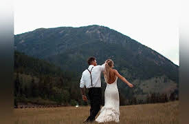 Dream Weddings: Across the USA: Spectacular Settings