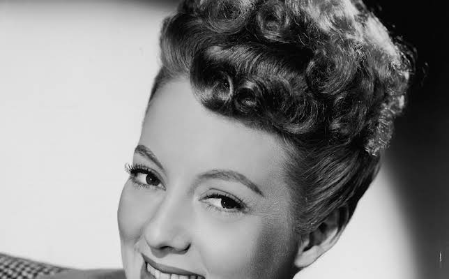 Evelyn Keyes