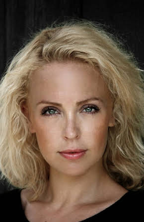 Julie R. Ølgaard as 