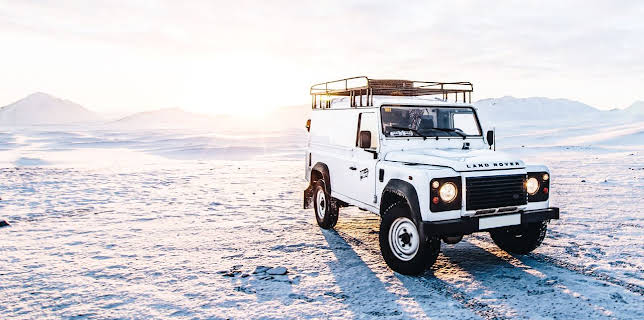 12:30 AM: Winter Road Rescue (S5 E19) (S5) | Channel 5 | 11/15 2025