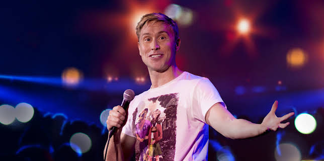 Russell Howard: Recalibrate (2017)