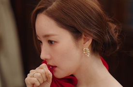 Confidence Queen: Ghost Castle