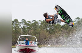 Ultimate Rush Season 1: Wakeboard
