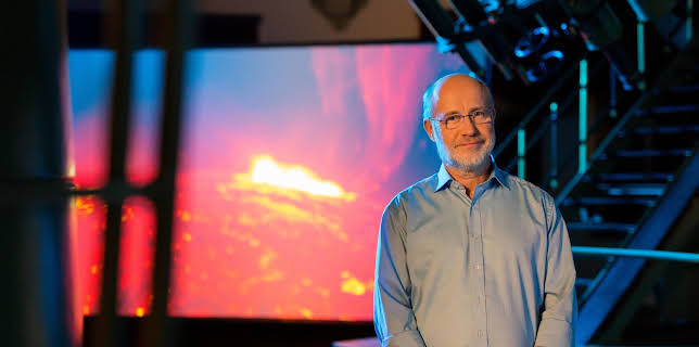 00:00: Faszination Universum | ZDFinfo | 12/15 2025