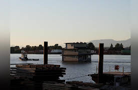 Massive Moves: Floating Fortress