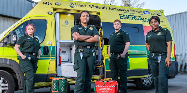 1:15 AM: 999: On the Front Line | More 4 | 12/6 2025