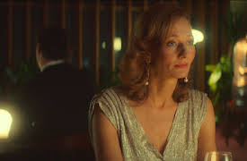 Glitter: Inte allt på en gång