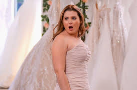 Say Yes to the Dress: England Season 1: A Big Personality Looking for a Big Dress