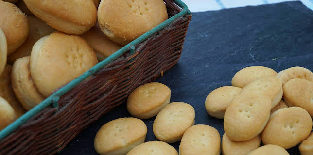 23:52: ¿Cómo se elabora?: Pan de pita, huevos de chocolate y turrón de almendra blando | Canal Cocina | 12/18 2024