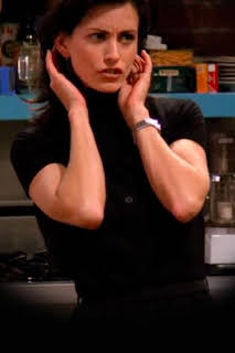 20:52: Friends (T1): Ep.8 El de cuando la abuela muere dos veces | Comedy Central | 6/10 2026