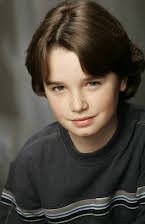 Ethan Dampf som Matt Brewer