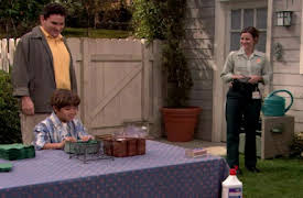 George Lopez: The Complete First & Second Seasons: Love Bites