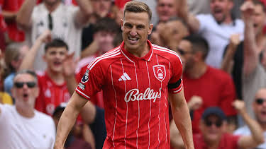 20:55: UEFA Europa League SE | Viasat Ultra HD | 4/16 2026