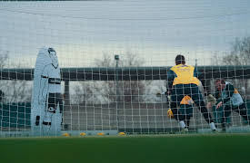 Courtois la vuelta del número 1 season-1: Courtois la vuelta del número 1 - El gigante está en camino