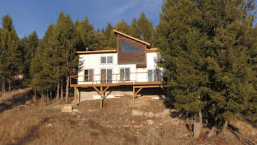 12:00 PM: Building Off The Grid (S3) | Discovery Channel | 3/30 2026