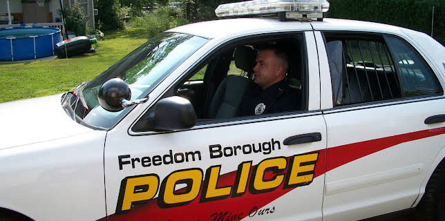 04:25: Nightmare Next Door (S2 E1) (S2) | Kanal 11 | 11/6 2025