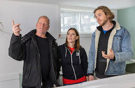 Holmes Family Rescue, Season 1: Color Crisis