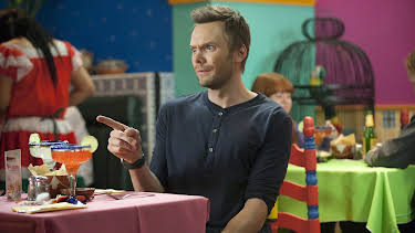 10:45: Community (S3 E9) (S3) | Viasat Series | 5/22 2026