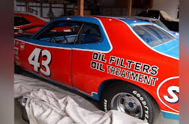 Mopar or No Car!: Mopar - Plum Crazy