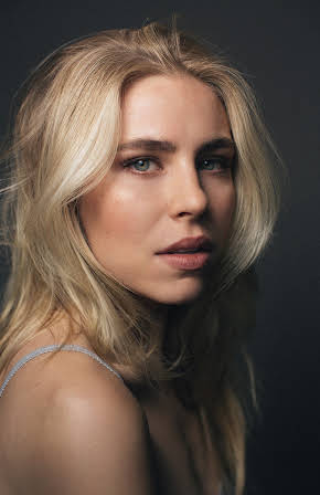 Alexandra Turshen as 