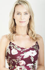 Jeanette Roxborough als 