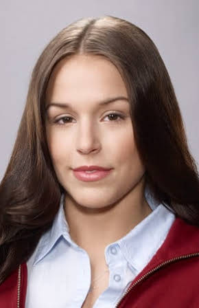 Elise Gatien as 
