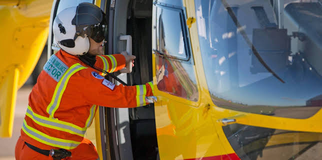 12:40 AM: Emergency Helicopter Medics | More 4 | 1/7 2026