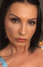 Kathrine Narducci som 