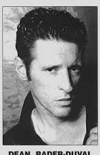 Dean Rader-Duval como Ernie 
  
  
  (as Dean Duval)