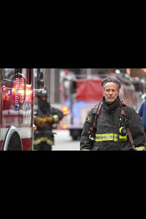 06:28: Chicago P.D. (T12): Ep.11 En las trincheras: tercera parte | Calle 13 | 4/10 2026