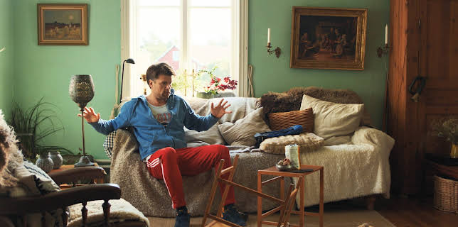 20:25: Sommaren med släkten (S6 E8) (S6) | Kanal 9 | 11/8 2025