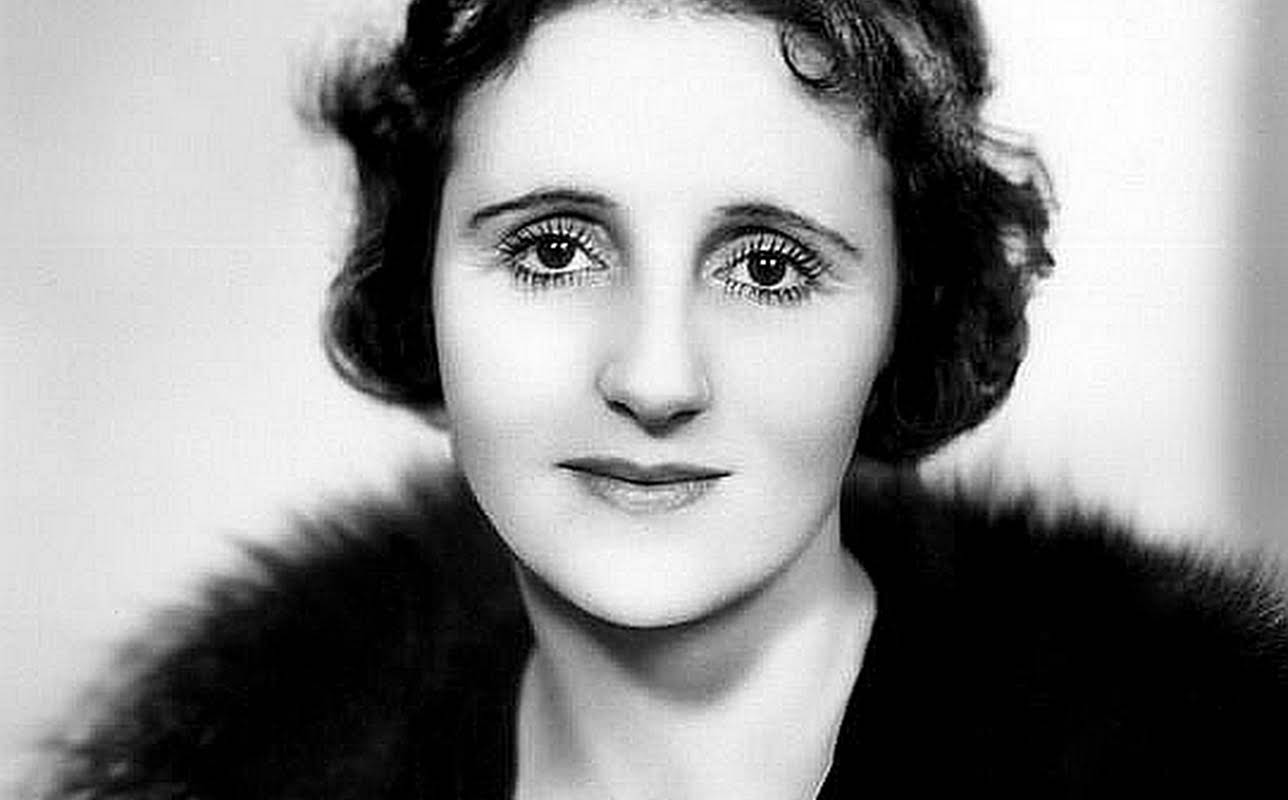 Joyce Carey